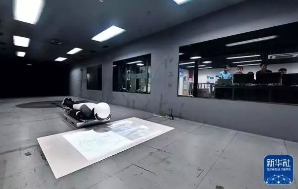 风洞辅助训练系统